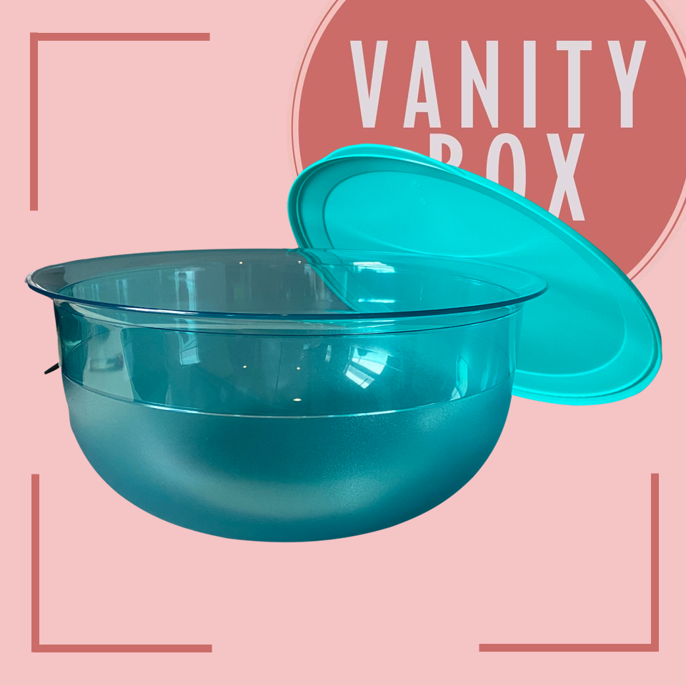 Tupperware sales serving dish