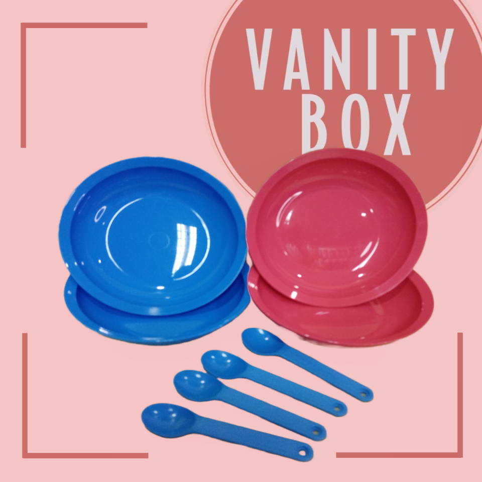 Tupperware Cresendo Plate & Cutlery  4pcs Set